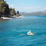 Athineon Nydri (Lefkada)