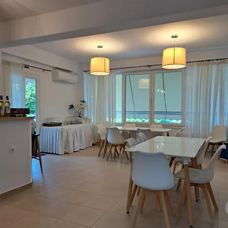 Athineon * 니드리