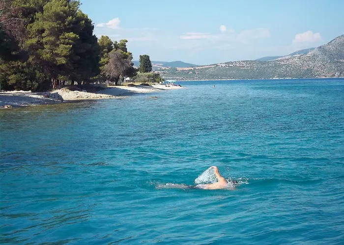 Athineon Nydri (Lefkada)